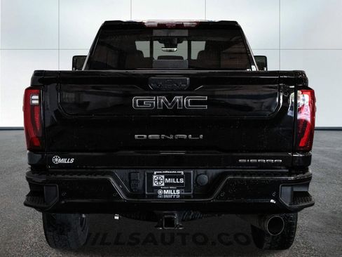 Used 2024 GMC Sierra 2500 Denali Ultimate w/ Max Trailering Package AWD/4WD image 6