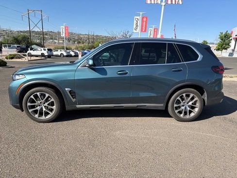 Used 2024 BMW X5 xDrive40i w/ Parking Assistance Package AWD/4WD image 5