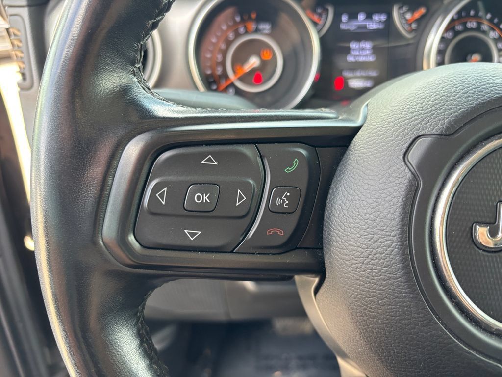 Used 2021 Jeep Gladiator Sport AWD/4WD image 15