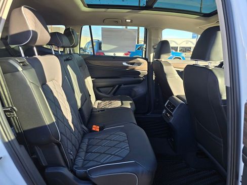 New 2026 Volkswagen Atlas SEL Premium R-Line AWD/4WD image 12