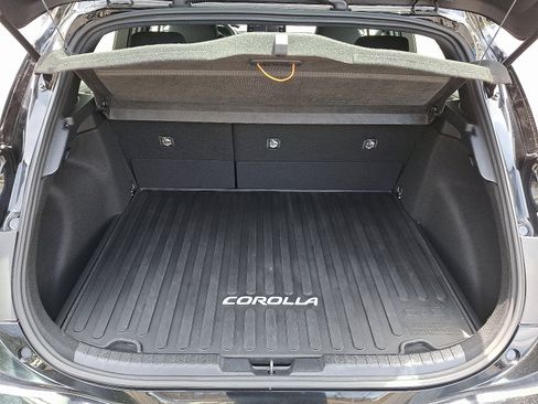 Used 2022 Toyota Corolla Hatchback image 30