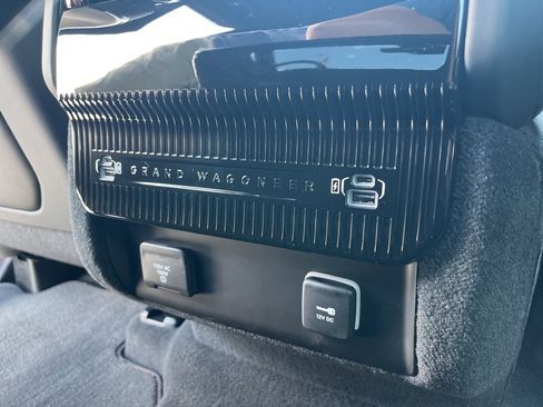 New 2024 Jeep Grand Wagoneer Series III w/ Rear Seat Video Group 1 image 32