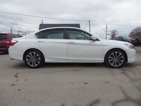 Used 2015 Honda Accord Sport image 6