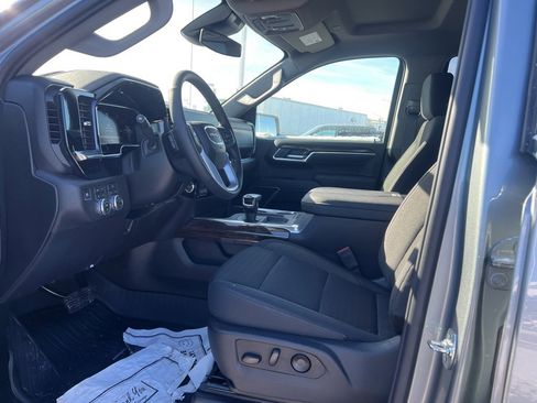 New 2026 GMC Sierra 1500 Elevation image 10
