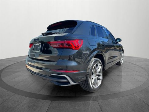 Used 2025 Audi Q3 2.0T Premium w/ Convenience Package image 5