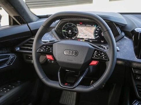 New 2025 Audi RS e-tron GT performance image 19