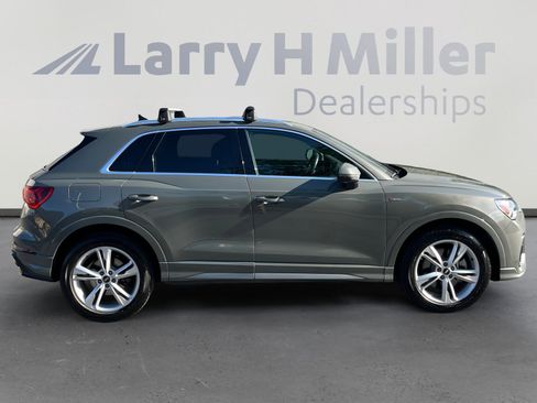 Used 2021 Audi Q3 2.0T Premium Plus w/ Premium Plus Package AWD/4WD image 6