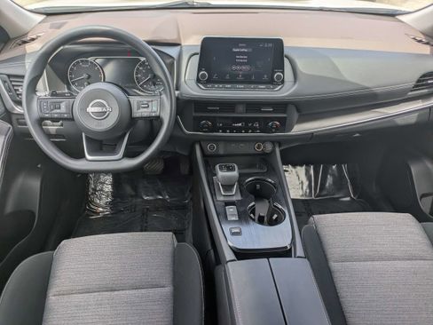 Used 2023 Nissan Rogue SV FWD image 15