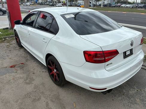 Used 2015 Volkswagen Jetta S FWD image 12