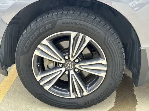 Used 2018 Acura MDX FWD image 4