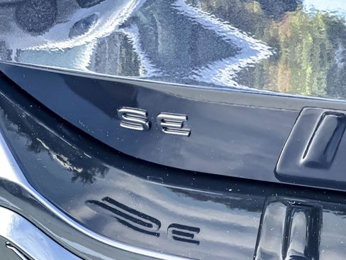 New 2026 Volkswagen Tiguan SE R-Line image 25