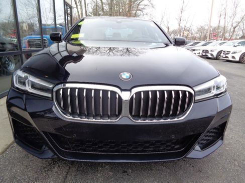 Used 2022 BMW 540i xDrive w/ Executive Package image 2