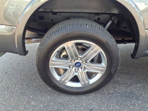 Used 2019 Ford F150 Lariat w/ Equipment Group 502A Luxury AWD/4WD image 29