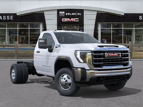 New 2026 GMC Sierra 3500 Pro w/ Convenience Package AWD/4WD image 7