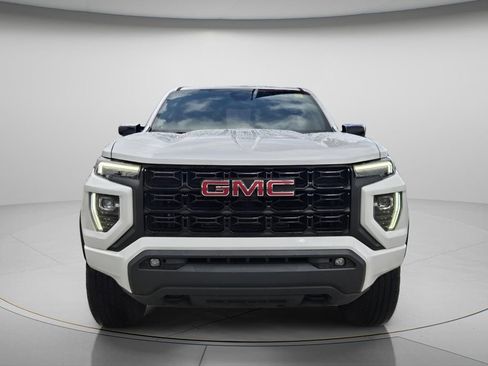 Used 2023 GMC Canyon Elevation w/ Elevation Premium Package AWD/4WD image 5