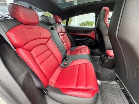 Used 2021 Porsche Taycan 4S AWD/4WD image 11