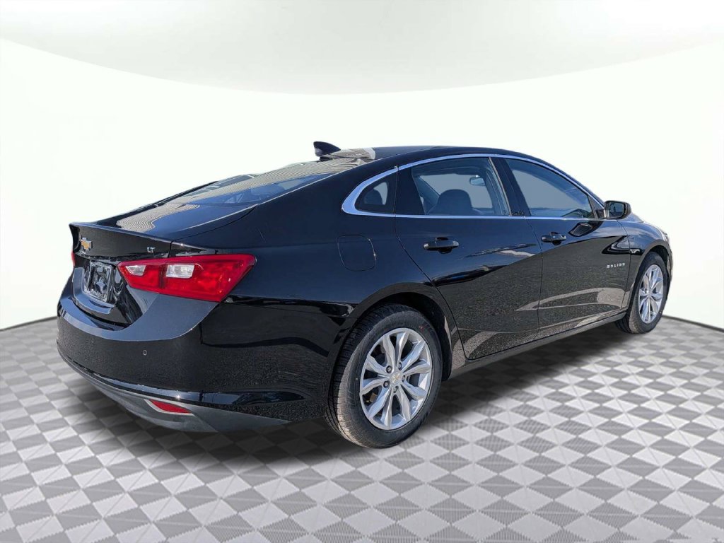 Used 2024 Chevrolet Malibu LT FWD image 3