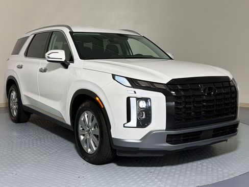 Used 2025 Hyundai Palisade SEL FWD image 7