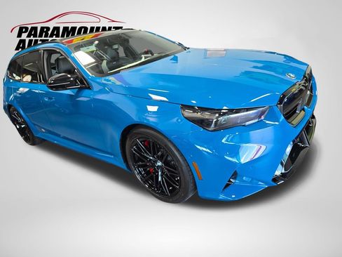 Used 2026 BMW M5 Touring AWD/4WD image 4