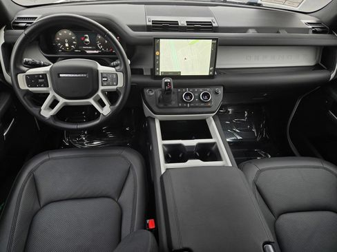 Used 2025 Land Rover Defender 110 S AWD/4WD image 13