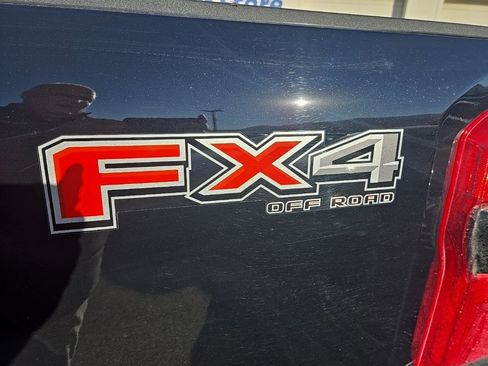 Used 2023 Ford F350 Lariat w/ Sport Appearance Package image 44