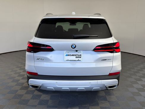 Used 2026 BMW X5 sDrive40i w/ Premium Package image 10