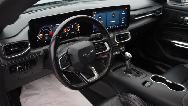 Used 2024 Ford Mustang Premium RWD image 13