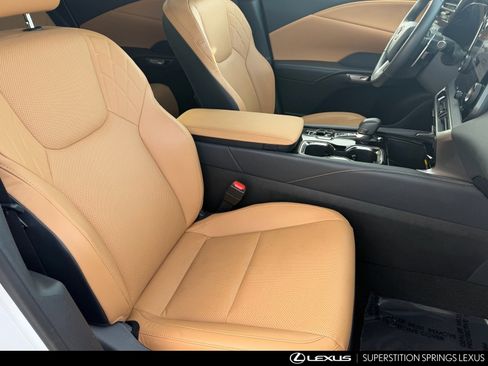 Certified 2025 Lexus RX 350 FWD image 12