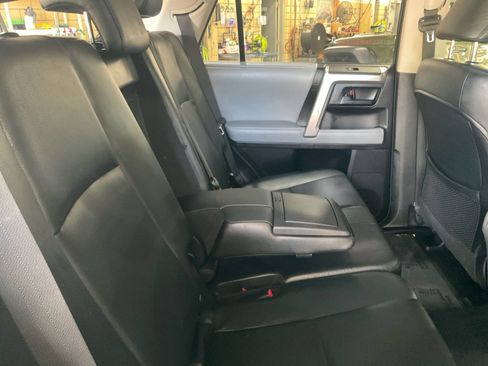 Used 2013 Toyota 4Runner SR5 w/ Premium Pkg w/3rd Row Seat AWD/4WD image 26