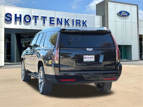 Used 2019 Cadillac Escalade ESV Premium Luxury w/ Escalade Sport Edition image 5