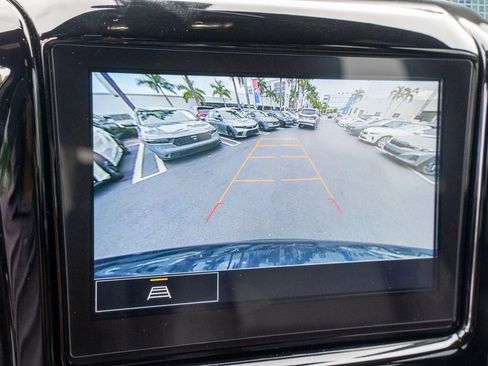 Used 2023 Chevrolet Traverse LT FWD image 35