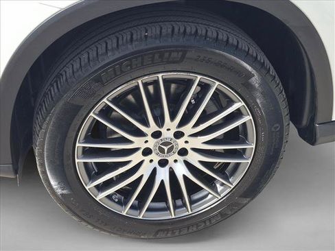 Certified 2026 Mercedes-Benz GLC 300 image 23