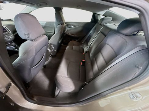 Used 2022 Chevrolet Malibu LT image 25