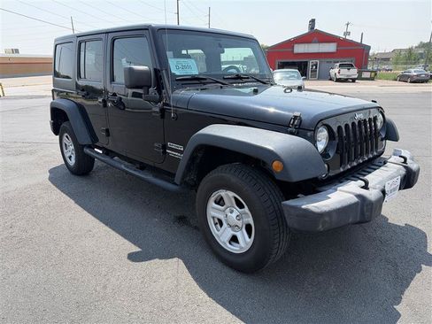 Used 2016 Jeep Wrangler Unlimited Sport AWD/4WD image 2