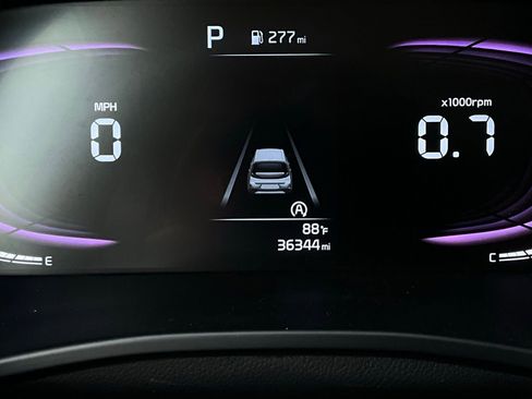 Used 2025 Kia Soul LX w/ LX Technology Package image 36