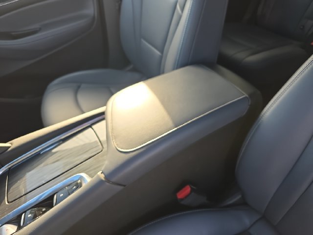 Certified 2023 Buick Enclave Essence w/ Experience Buick Package FWD image 21