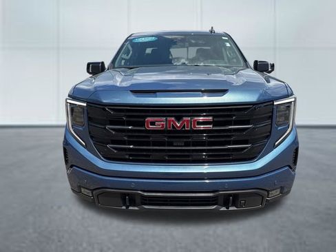 Used 2026 GMC Sierra 1500 Elevation w/ Elevation Premium Package AWD/4WD image 6