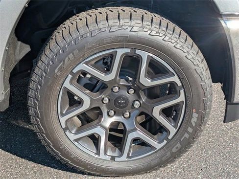 New 2026 Chrysler Pacifica Select image 29