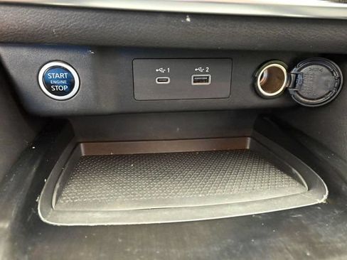 Used 2023 Nissan Rogue SV FWD image 37