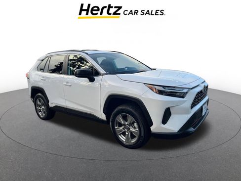Used 2025 Toyota RAV4 LE image 1