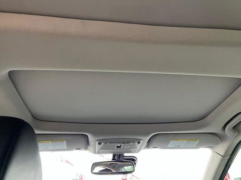 Used 2016 Nissan Maxima Platinum FWD image 18