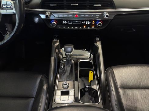 Used 2022 Kia Telluride S image 19