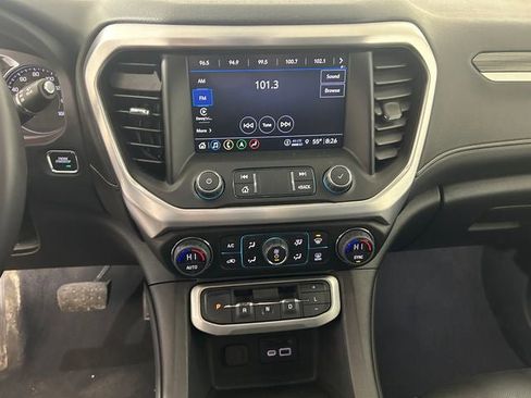Used 2023 GMC Acadia SLT FWD image 22