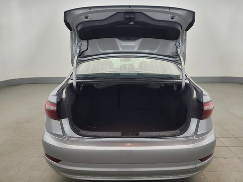 Used 2021 Volkswagen Jetta SE FWD image 29