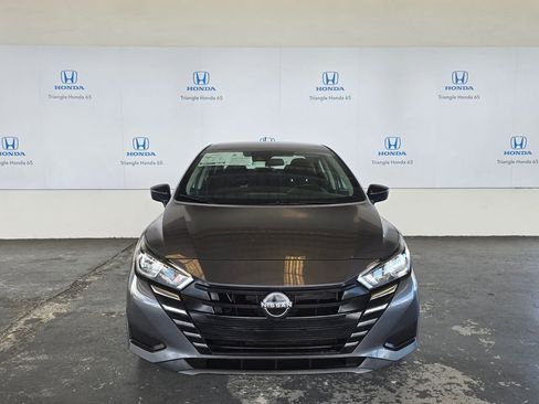Used 2024 Nissan Versa S FWD image 2