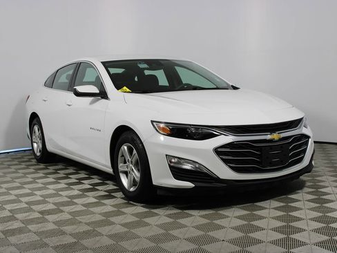 Used 2020 Chevrolet Malibu LS w/ Driver Confidence Package II image 26