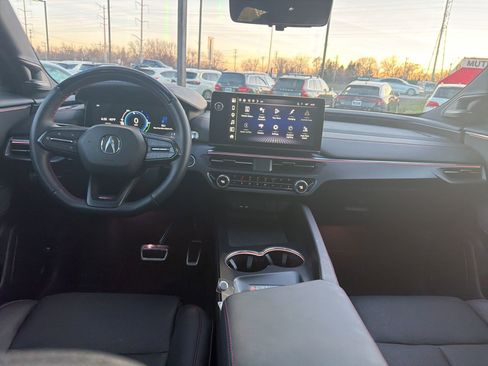 Used 2024 Acura ZDX Type S image 18