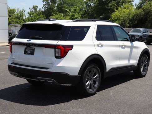 New 2026 Ford Explorer Active w/ Active Comfort Package AWD/4WD image 3