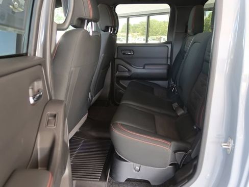 Used 2023 Nissan Frontier PRO-4X w/ Pro Convenience Package AWD/4WD image 29