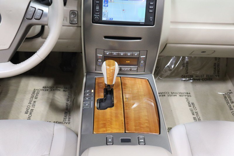 Used 2005 Cadillac XLR RWD image 54